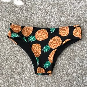 ⬇️PINEAPPLE BATHING SUIT BOTTOMS🚨